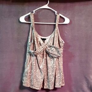 💲SALE💲New York & Co. Shimmery Blouse Size M